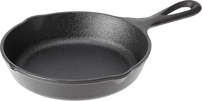 Lodge L3SKWLWF Wildlife Series 6.5-inch Cast Iron Wolf Skillet, Black